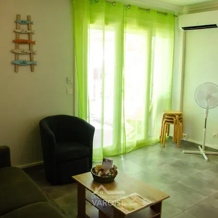 Les Muratiers T2 - Bord De - Terrasse - Clim Йер