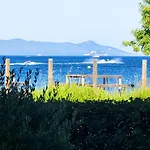 Les Muratiers T2 - Bord De - Terrasse - Clim *