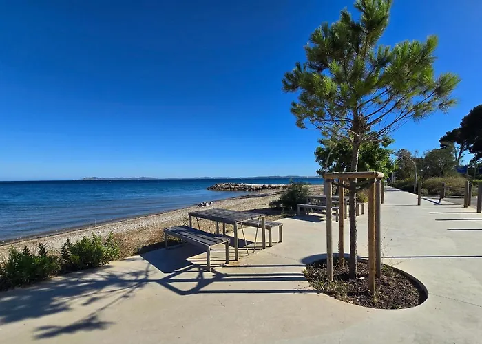 Les Muratiers T2 - Bord De - Terrasse - Clim Hyères